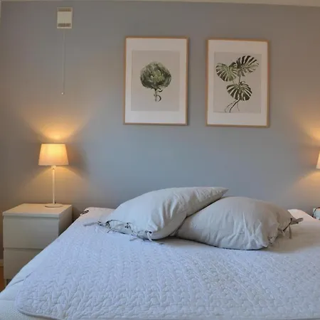 Three-bedroom Holiday In Hyllinge * Kirke-Hyllinge